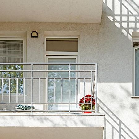 Linden Flower Apartment Суботица Экстерьер фото