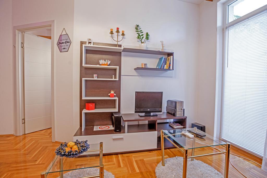 Linden Flower Apartment Суботица Экстерьер фото