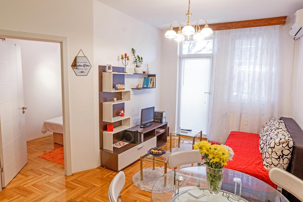 Linden Flower Apartment Суботица Экстерьер фото